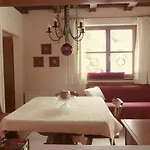 Familie Wetzlinger Apartment